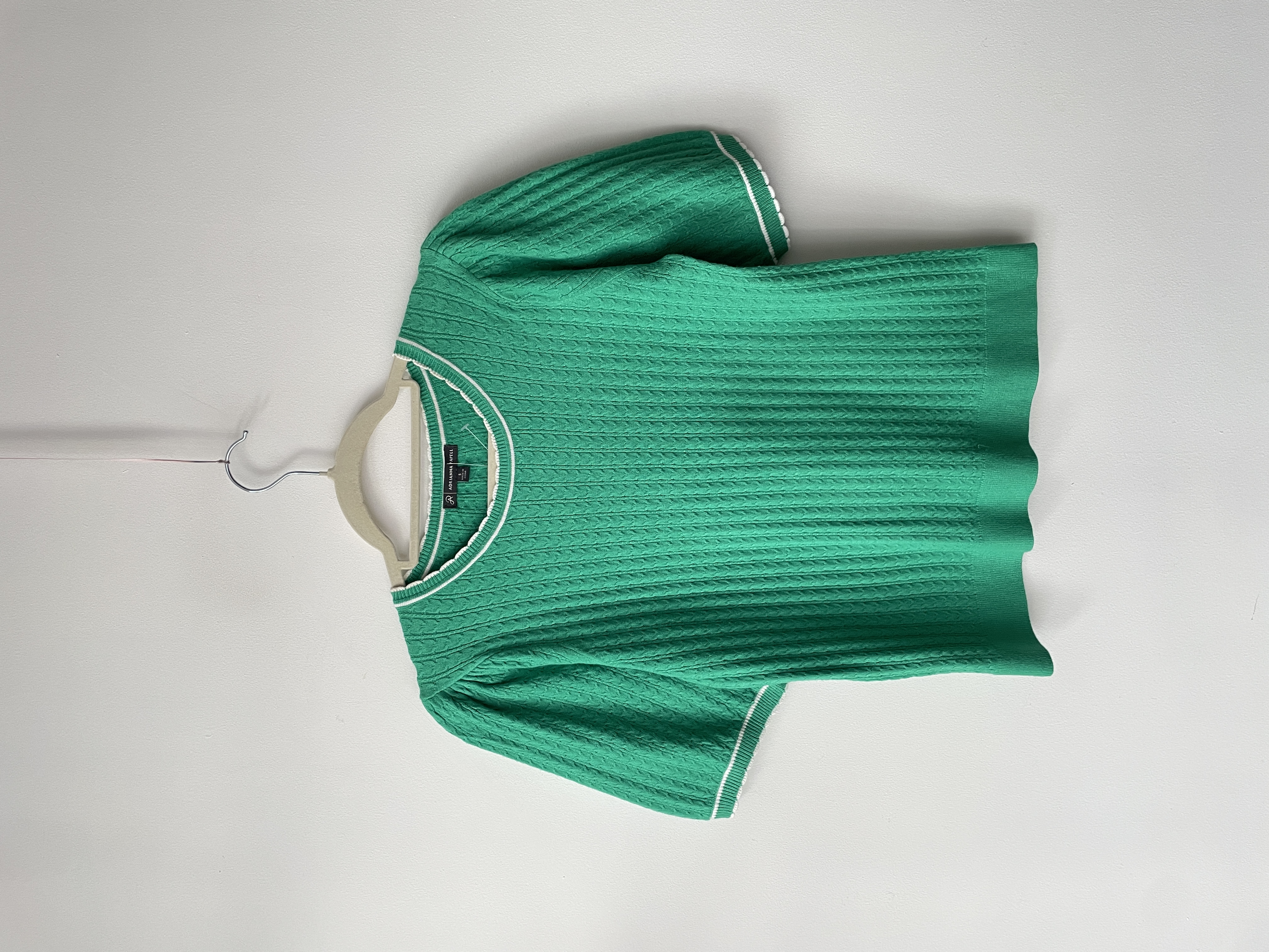 Polera farol verde. Talla: S 1