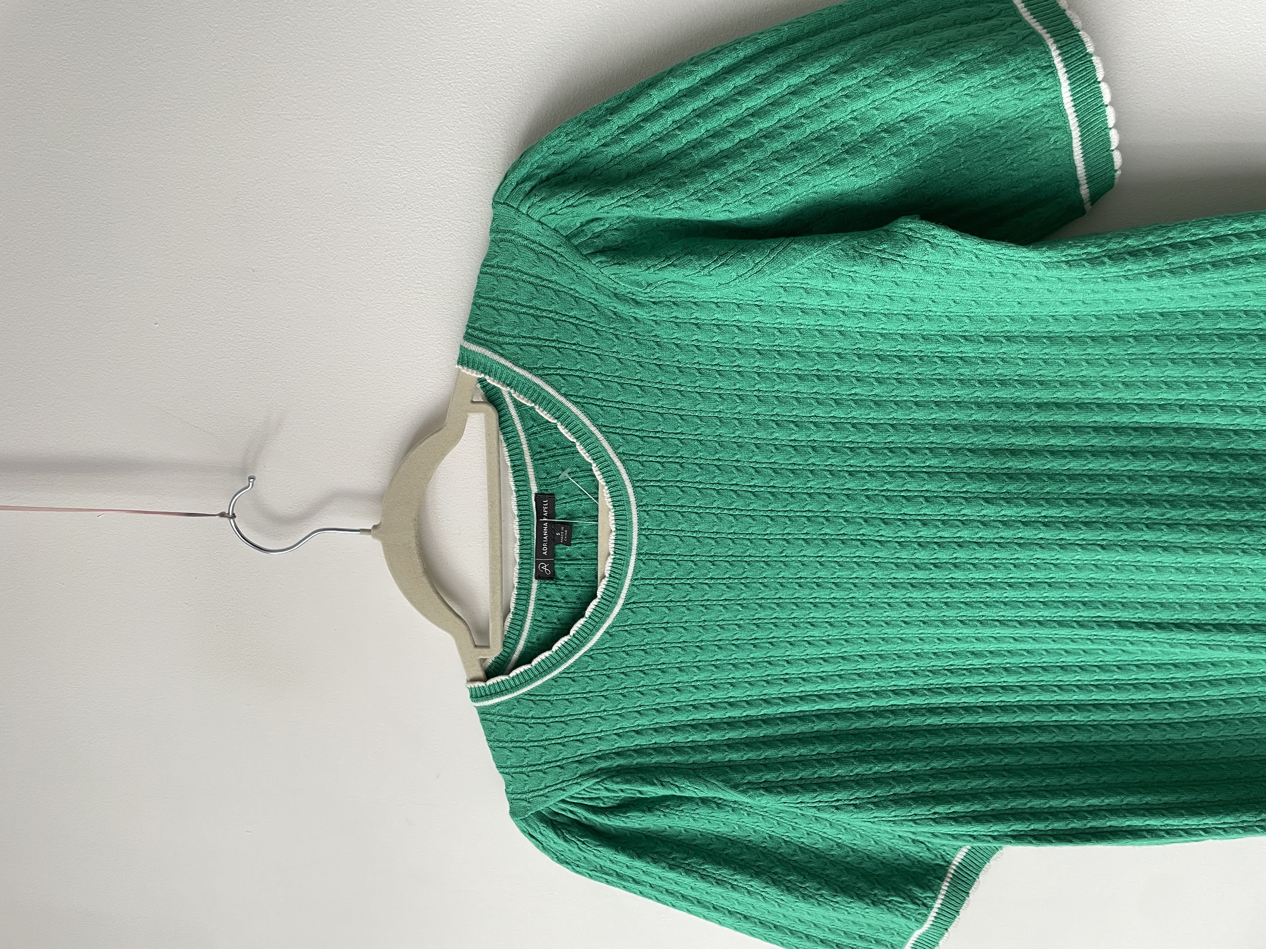 Polera farol verde. Talla: S 2