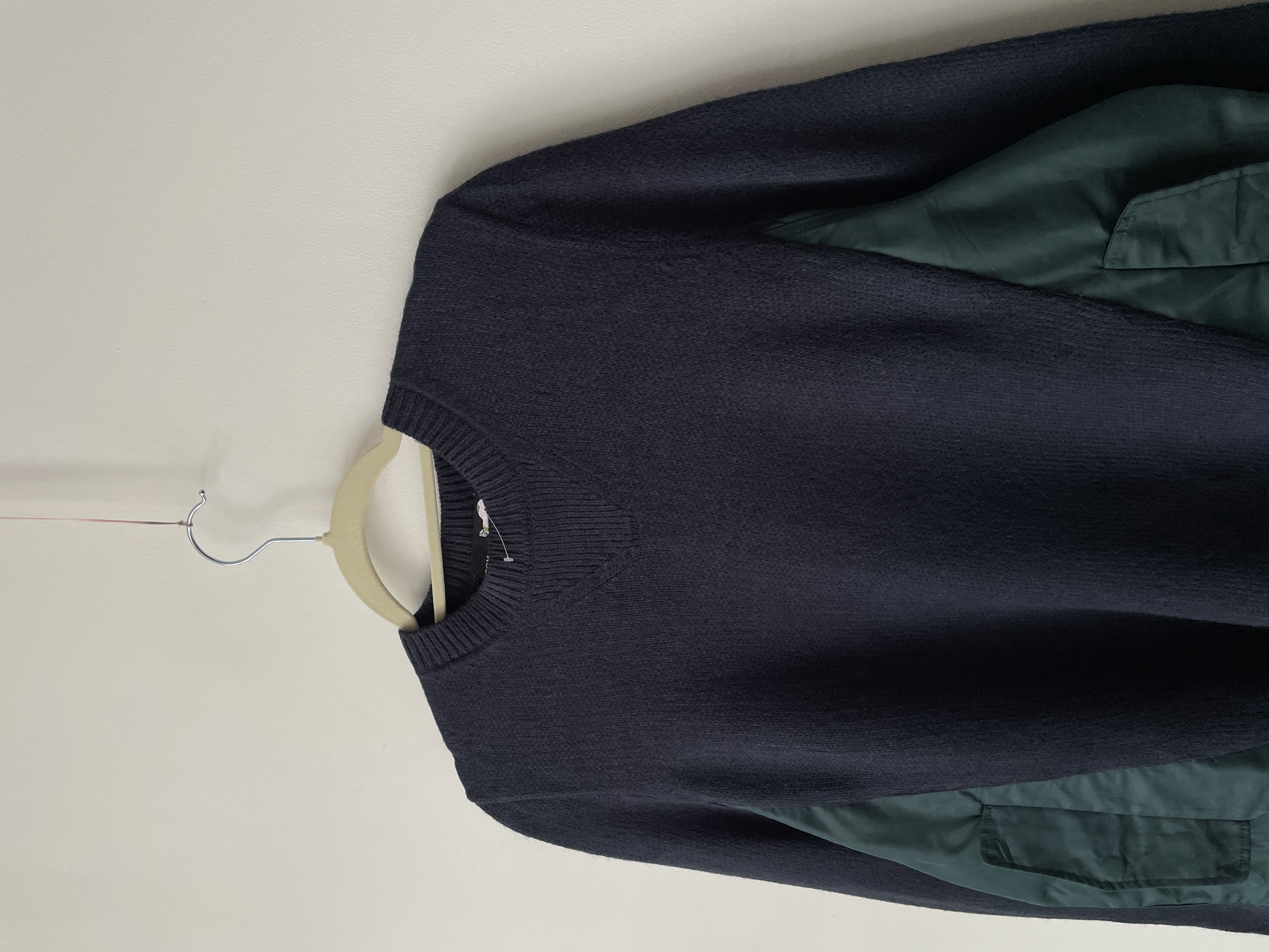 Sweater bolsillos. Talla: L holgado (xl+) 2