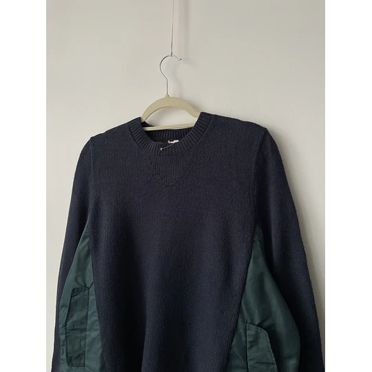 Sweater bolsillos. Talla: L holgado (xl+)