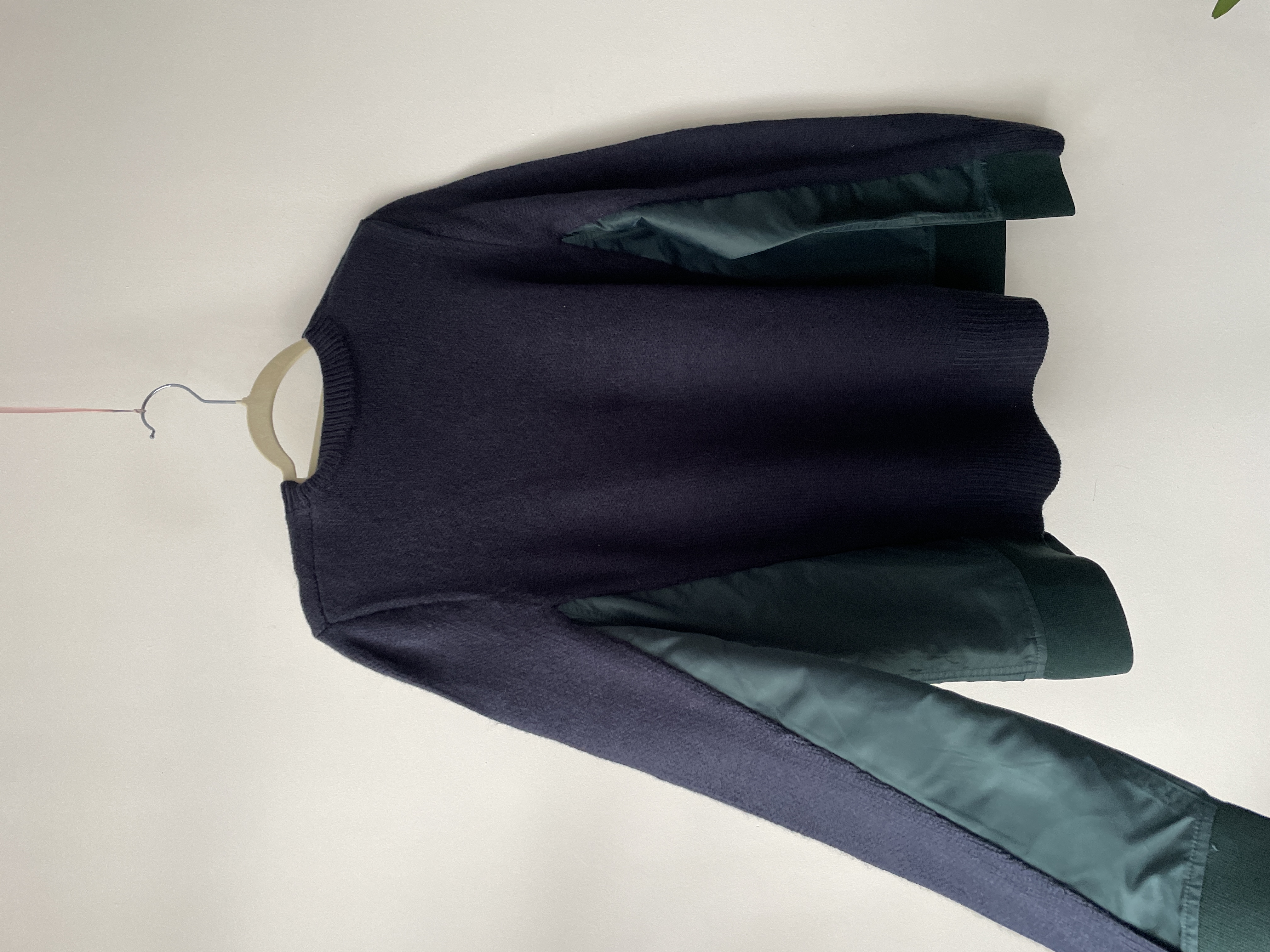 Sweater bolsillos. Talla: L holgado (xl+) 6
