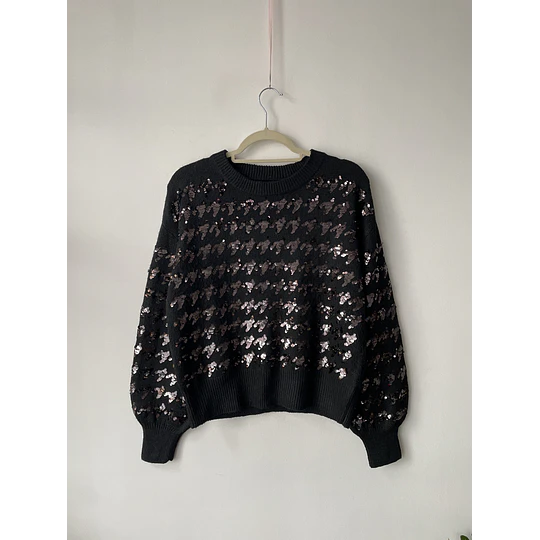 Sweater lentejuelas. Talla: M holgado