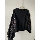 Sweater lentejuelas. Talla: M holgado 5