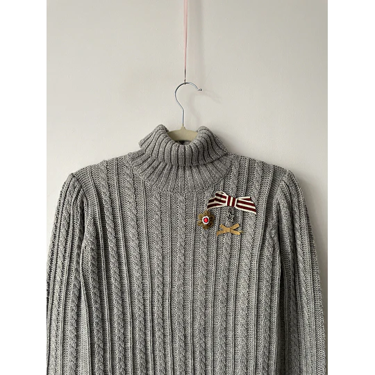 Sweater tortua gris lana. Talla: 160/72 niña (S)