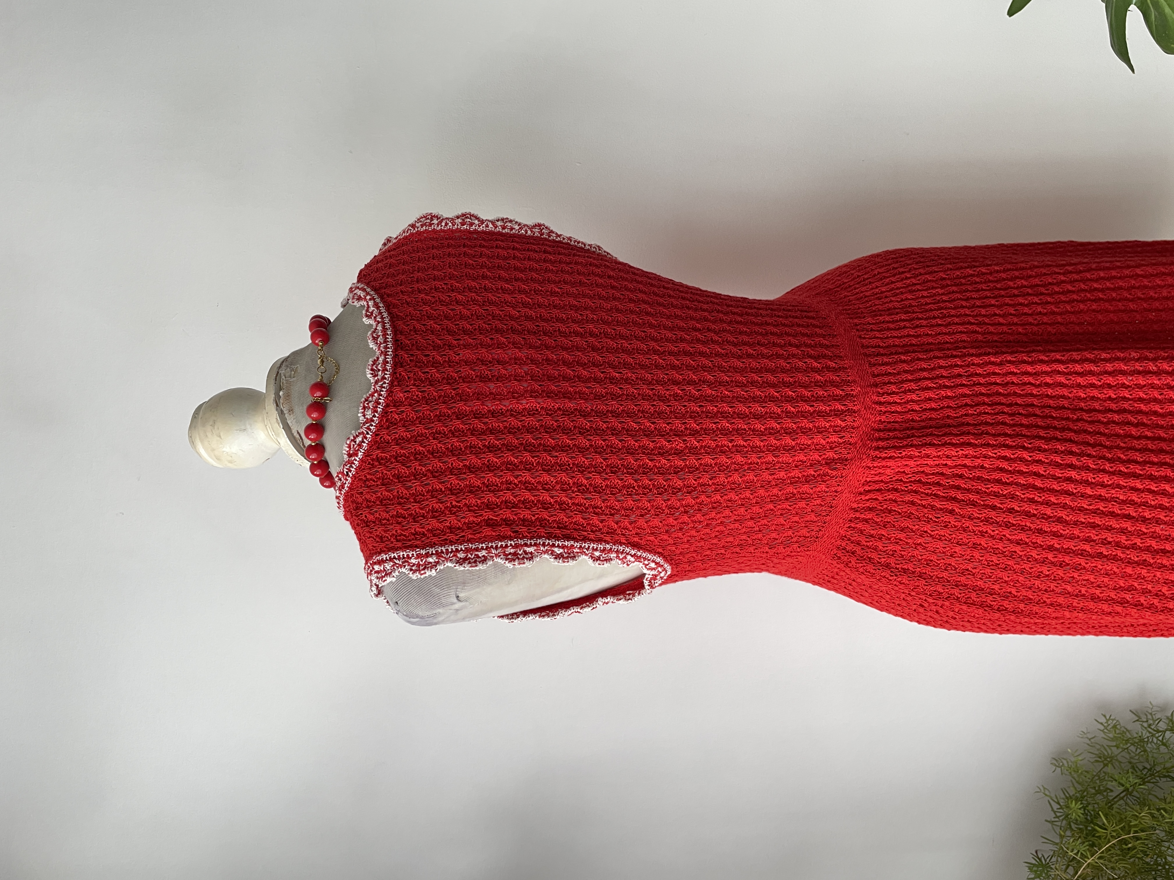 Vestido hilo rojo. Talla: M 5