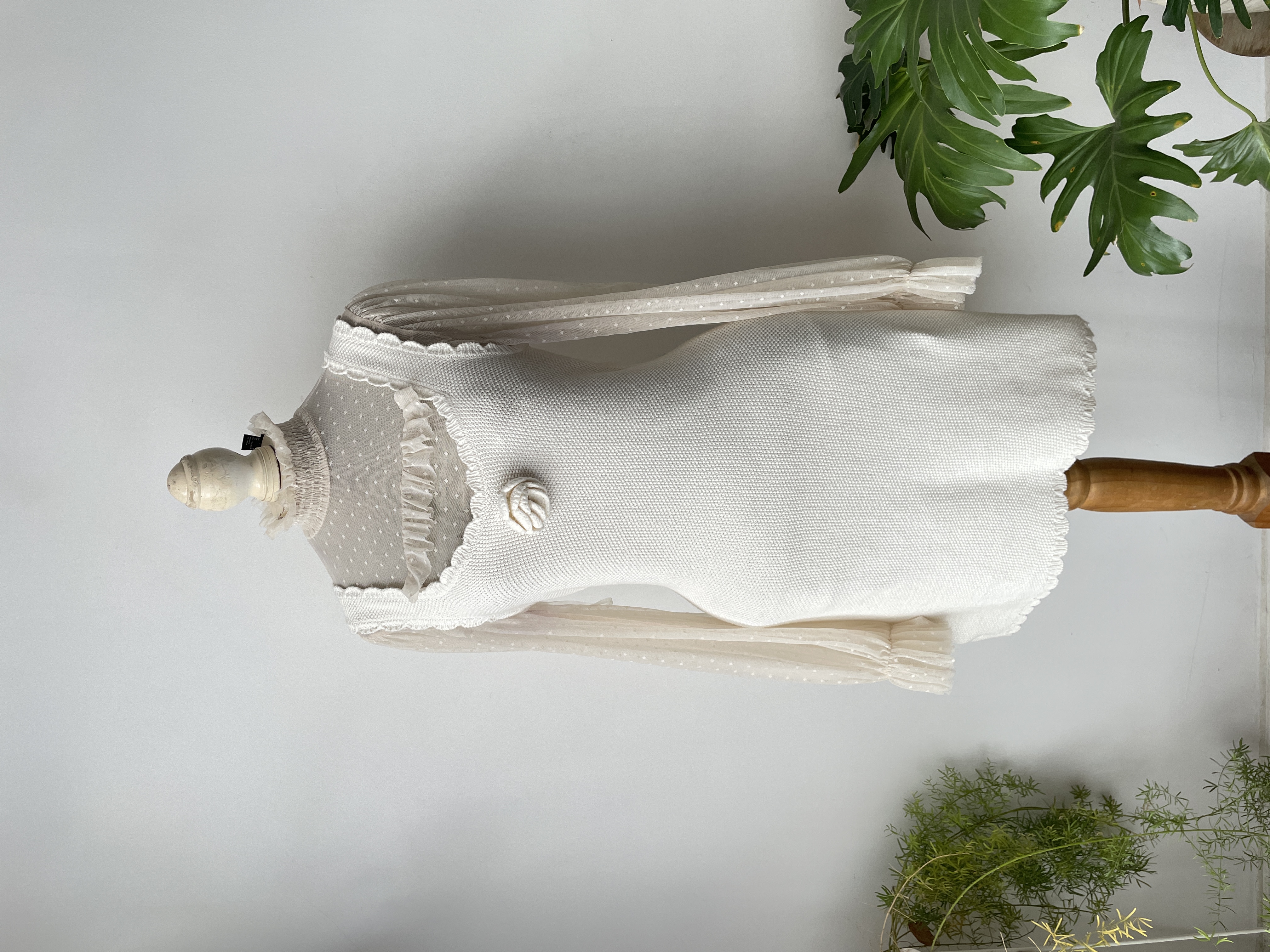 Vestido hilo blanco. Talla: M  1