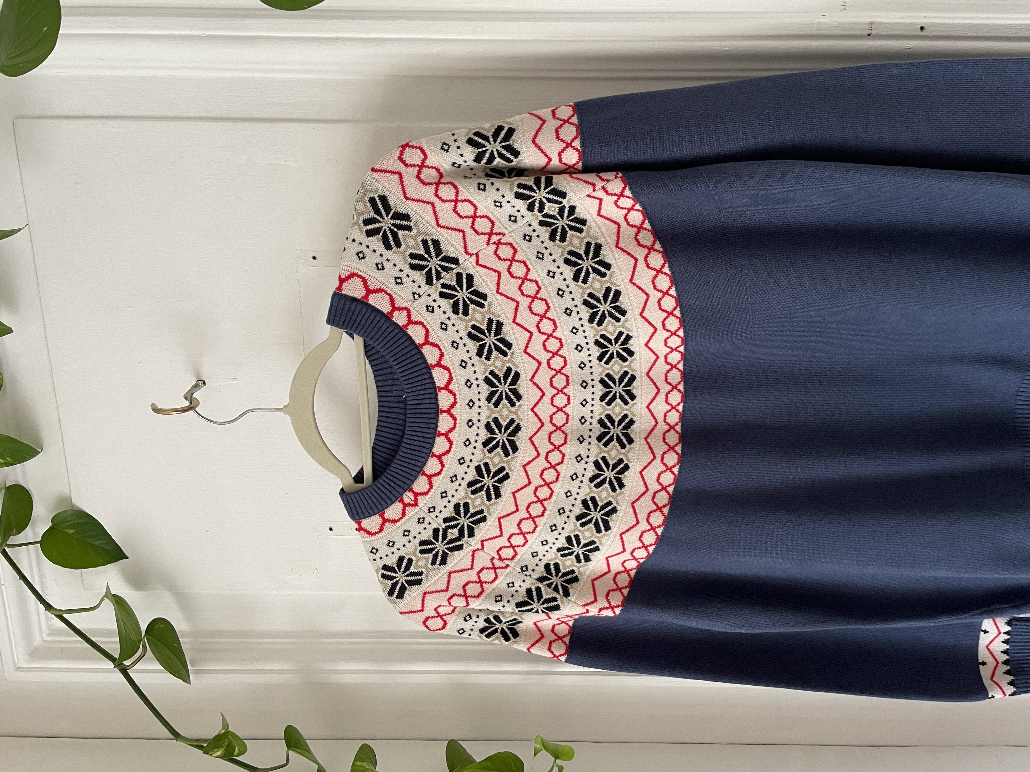 Sweater nordic. Talla: S holgado  2