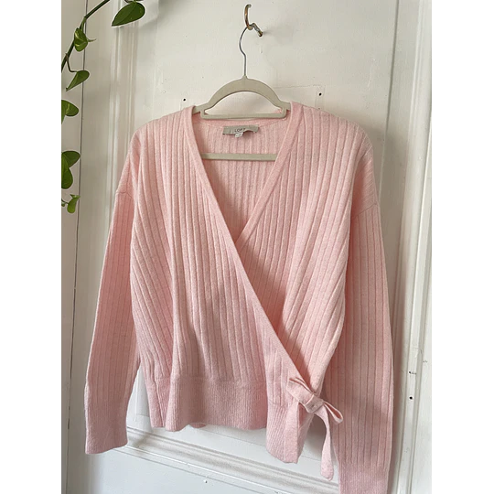 Sweater cruzado. Talla: S grande (M)