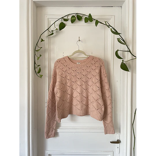 Sweater calado. Talla: L