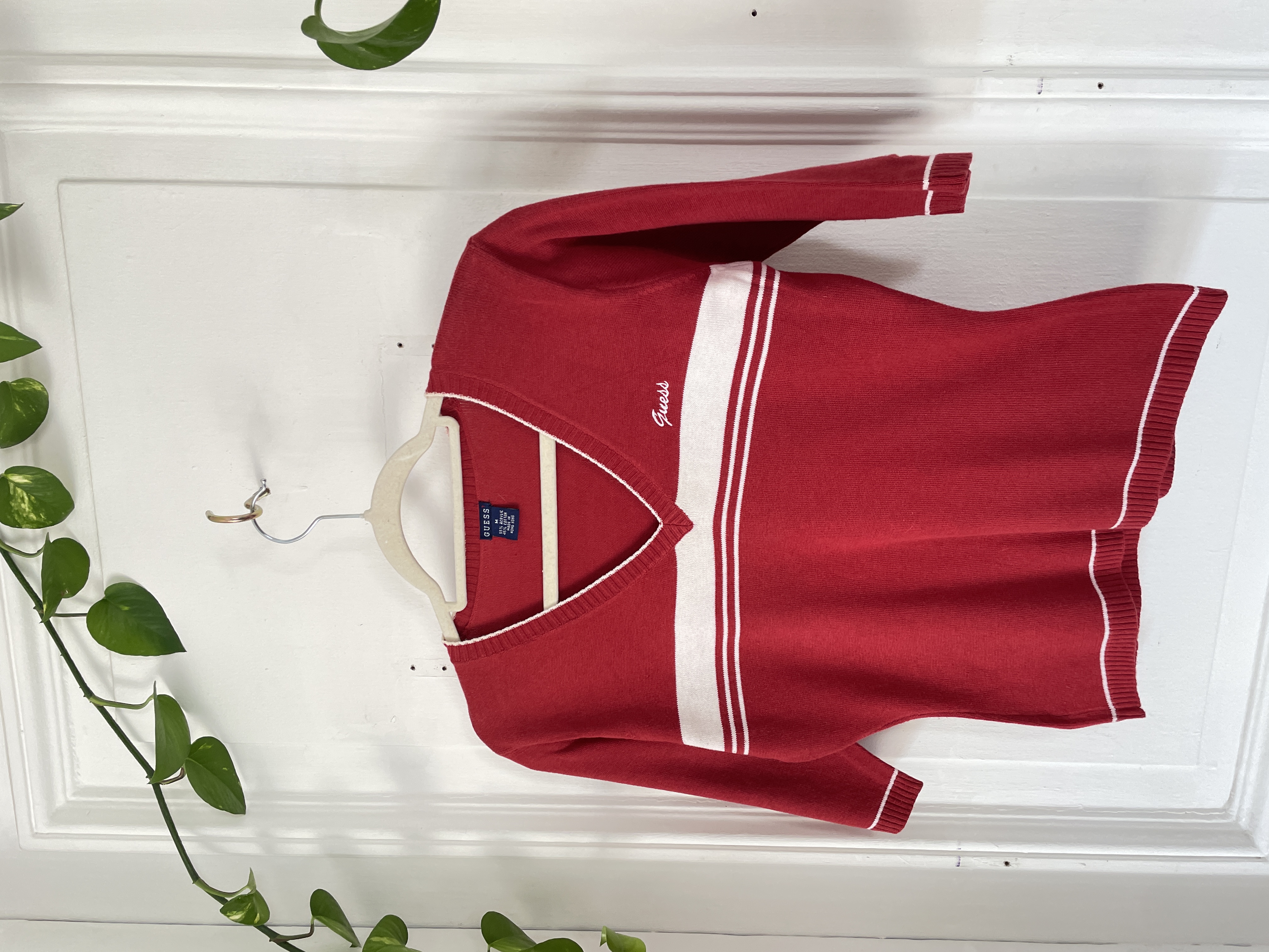 Polera guess. Talla: M 2