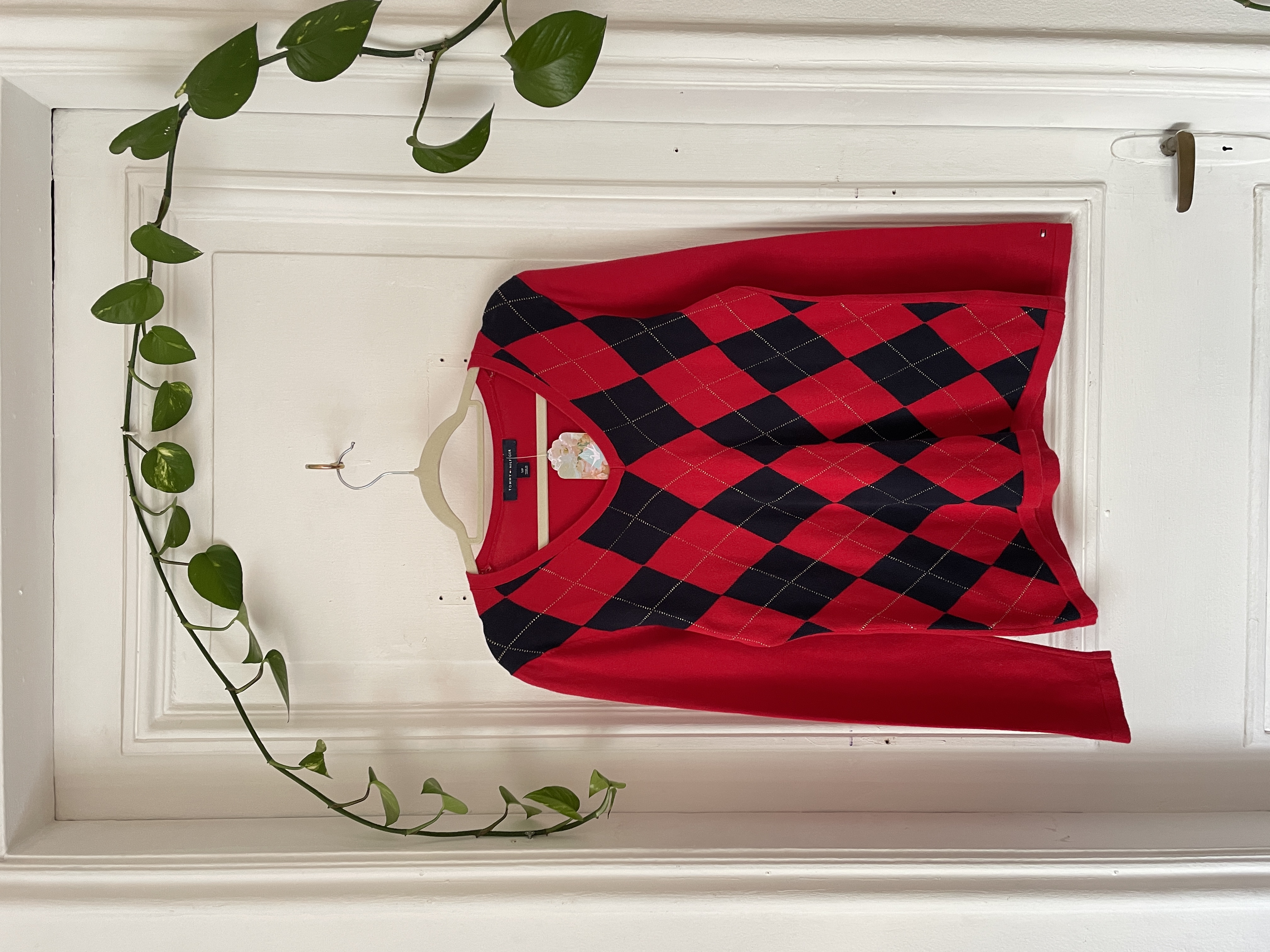 Sweater rombos Tommy. Talla: S 1