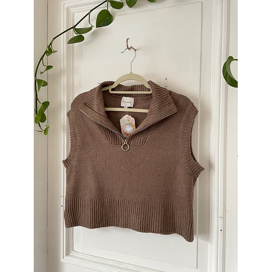 Vest cierre. Talla: M