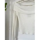 Sweater hombros. Talla: S 3