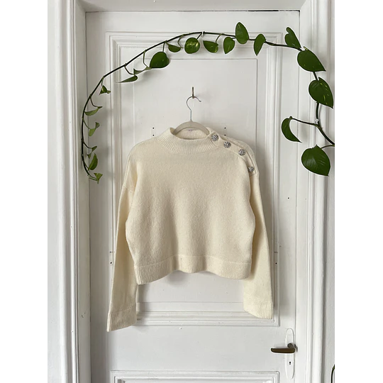 Sweater crema botones. Talla: S holgado 