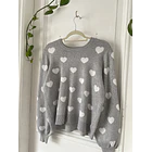 Suéter corazones. Talla M 2