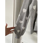 Suéter corazones. Talla M 3