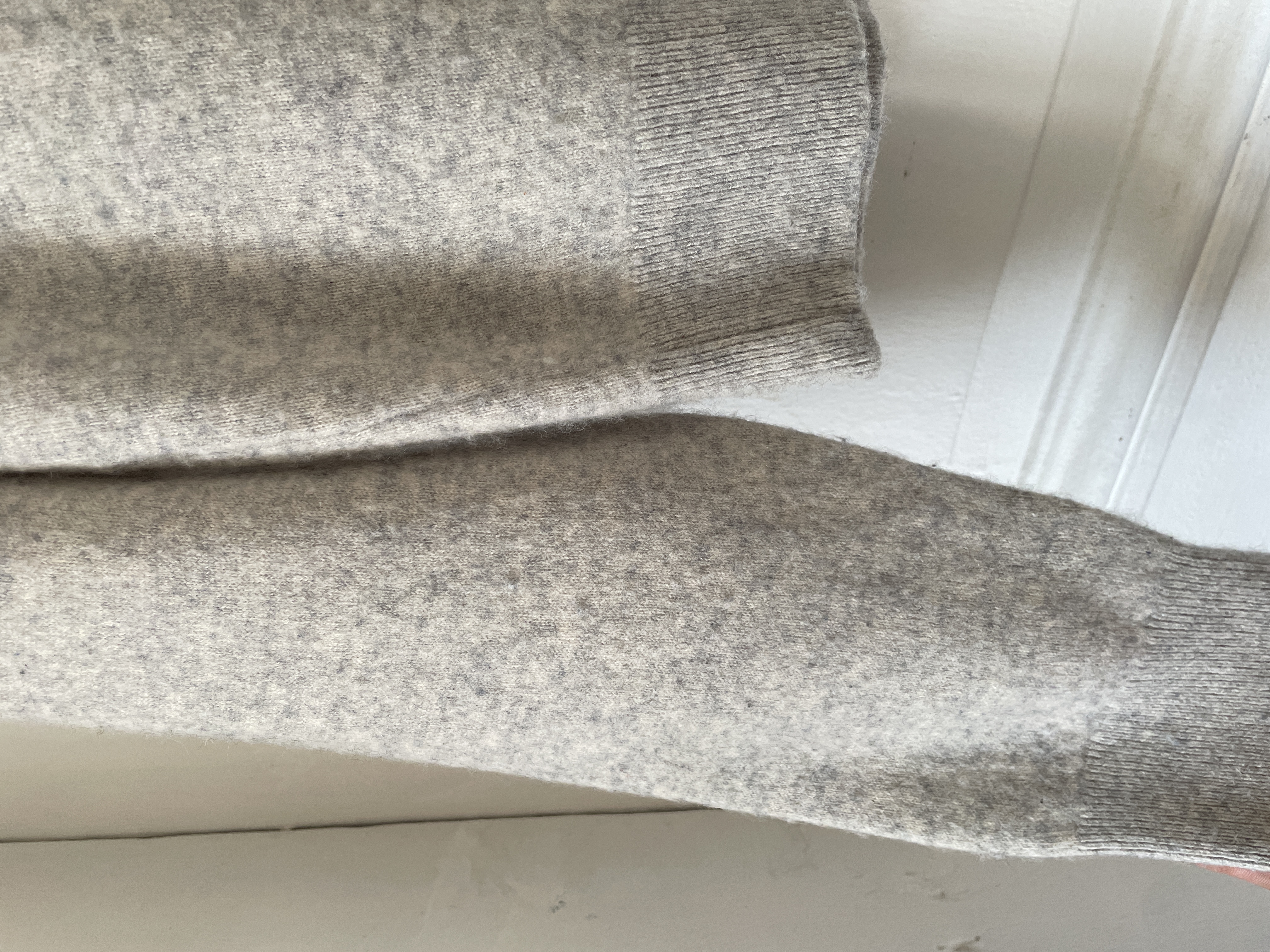 Sweater cachemira gris. Talla: M chico (S/M) 3