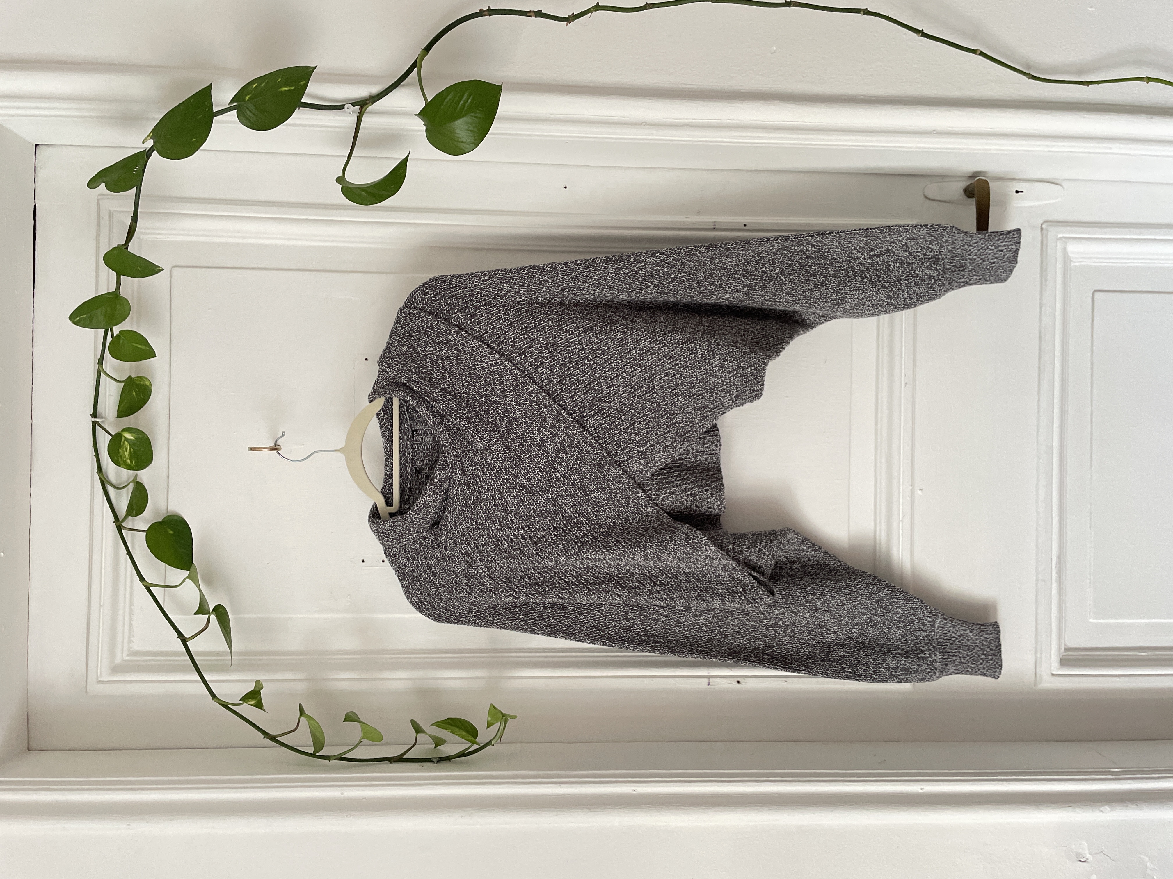 Sweater capa. Talla: M/L 1