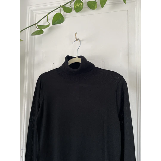 Sweater tortuga lana. Talla: M