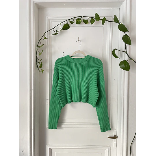 Sweater verde. Talla: S