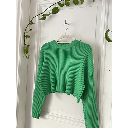 Sweater verde. Talla: S