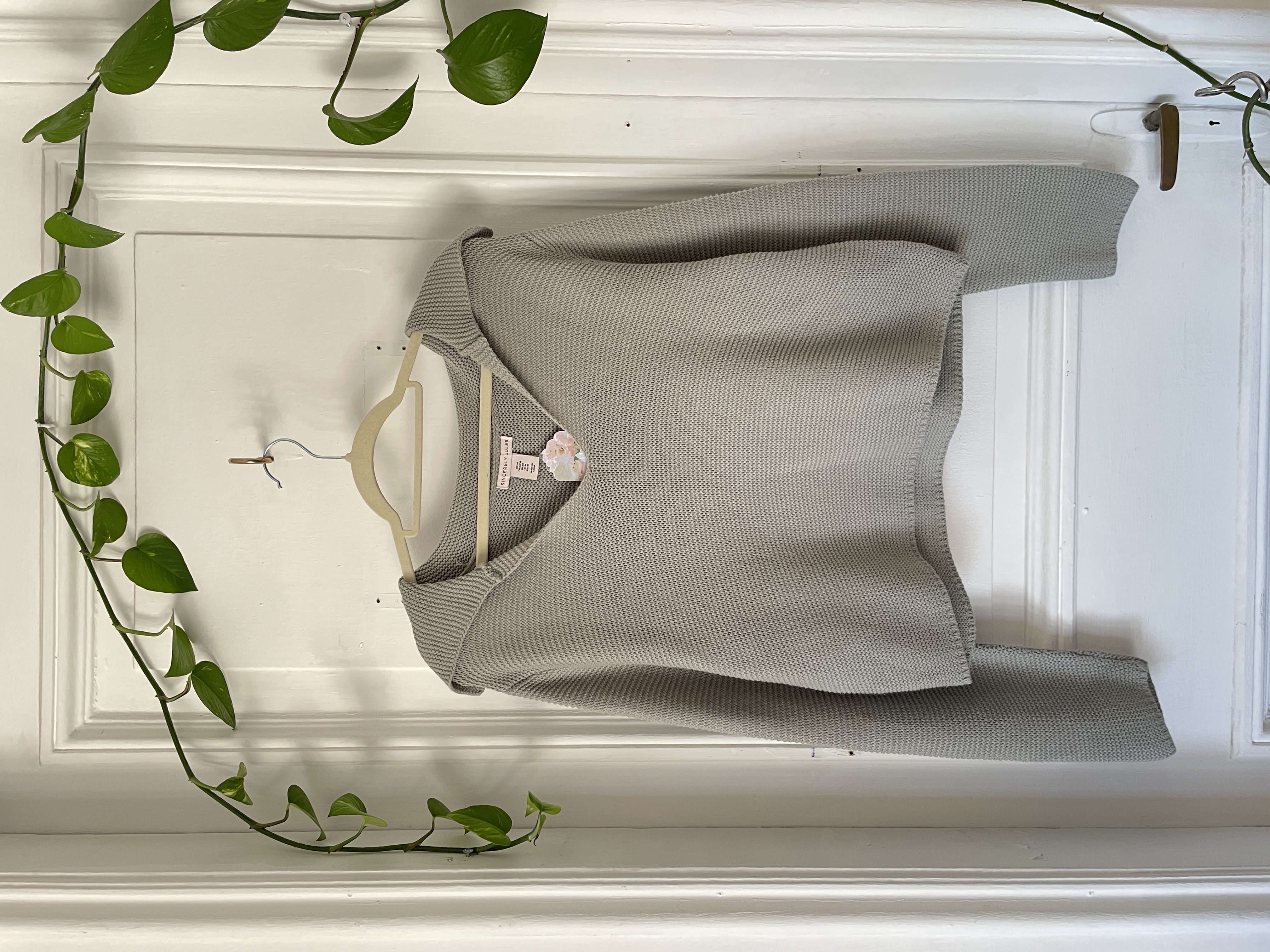 Sweater verde. Talla: M 