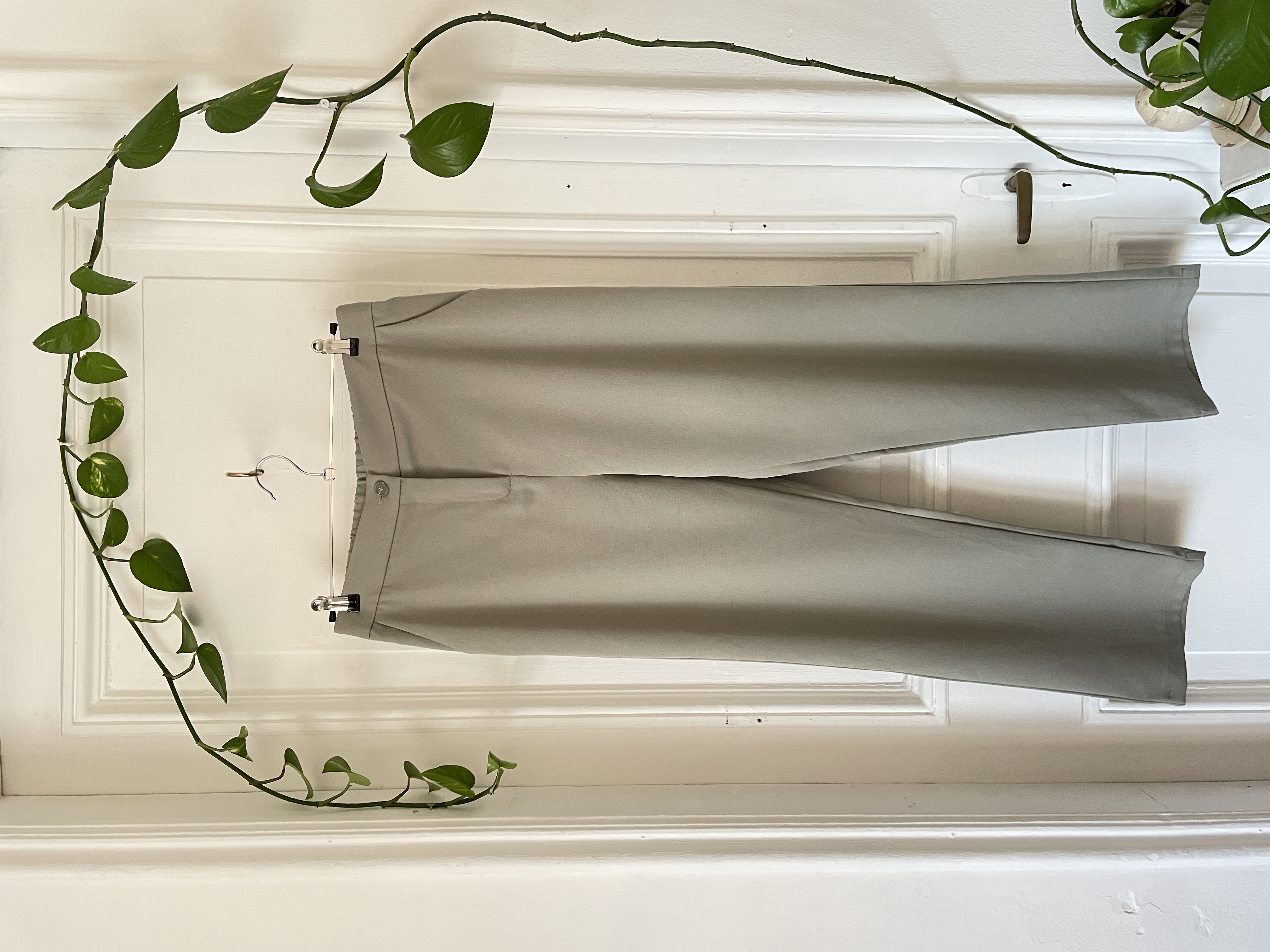 Pants verde agua. Talla: L chico (42) 1