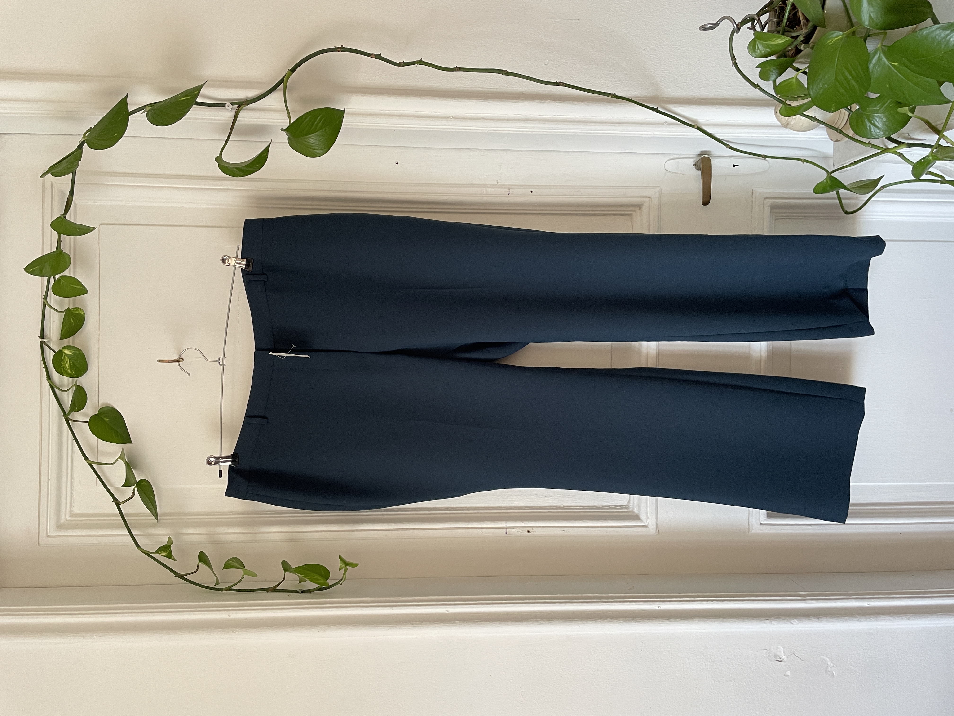 Pantalón petróleo. Talla: 16 (46) 1