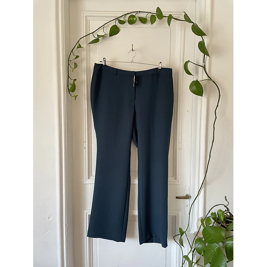 Pantalón petróleo. Talla: 16 (46)