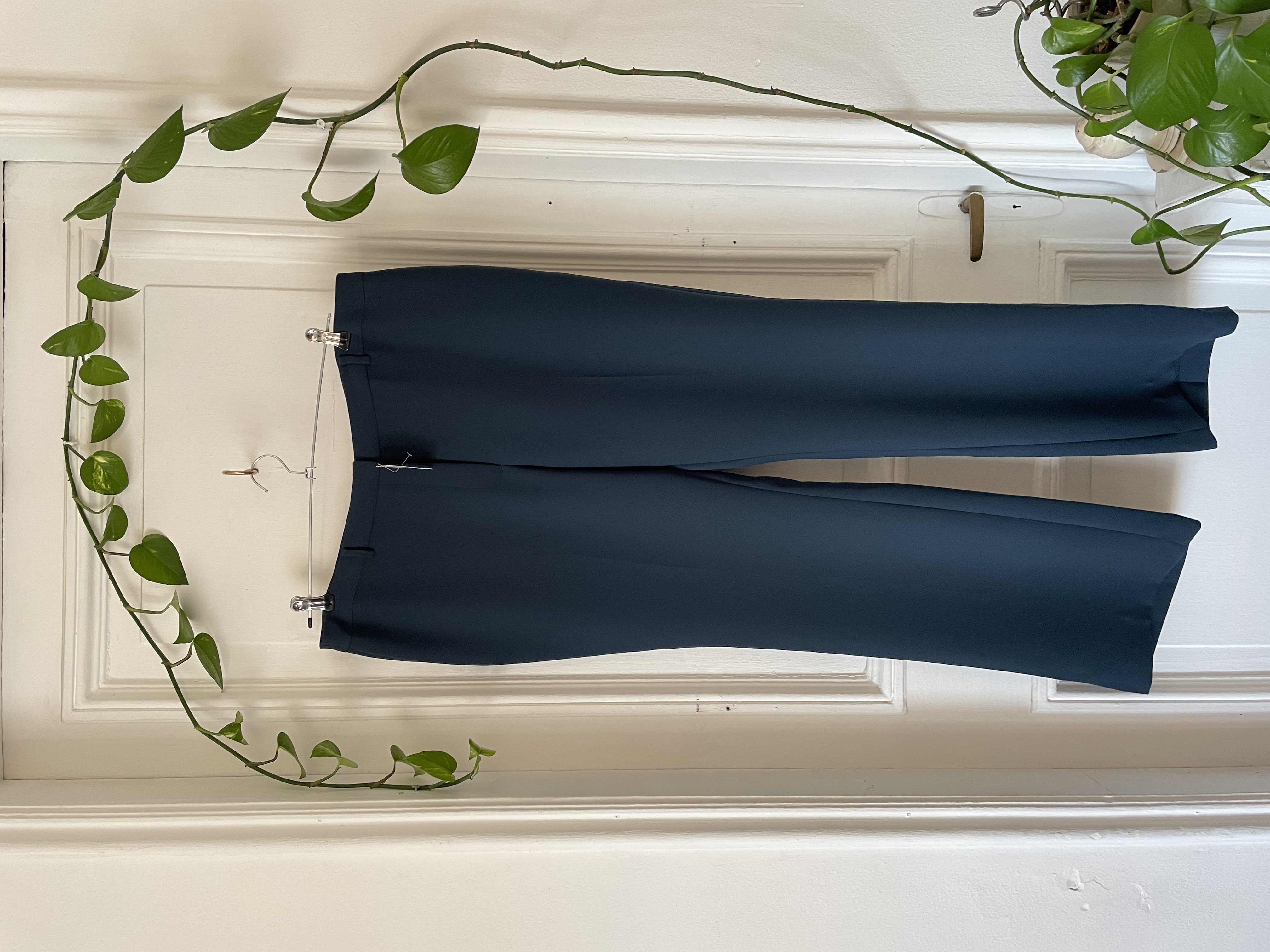 Pantalón petróleo. Talla: 16 (46) 2