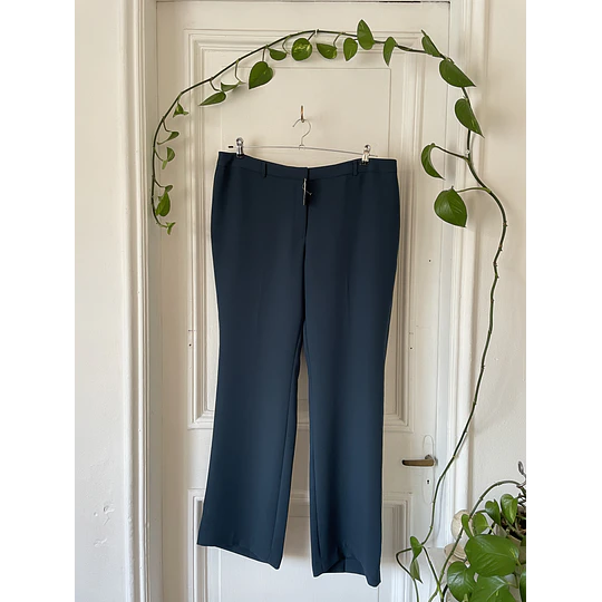 Pantalón petróleo. Talla: 16 (46)