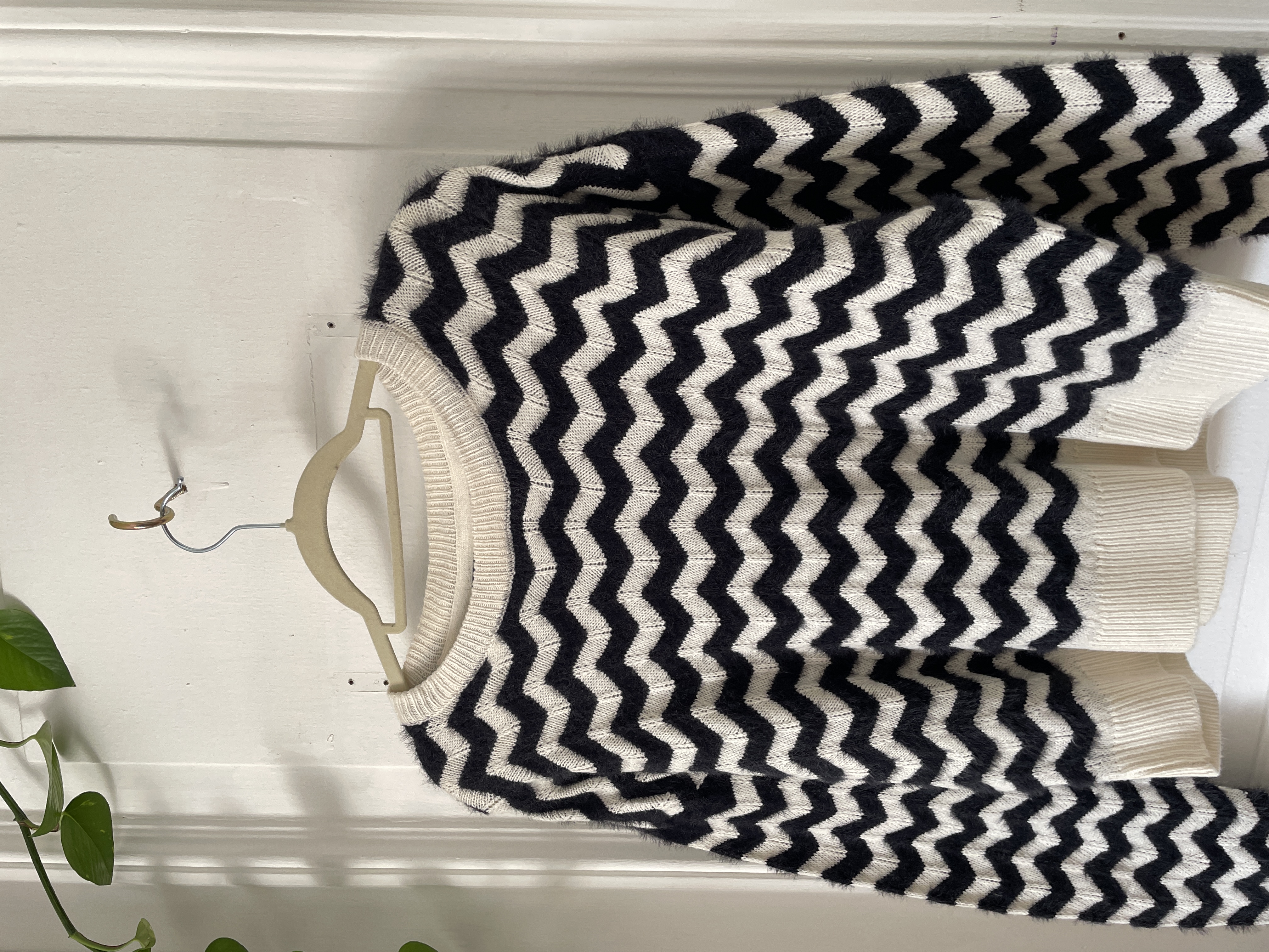 Sweater crevron. Talla: M 2