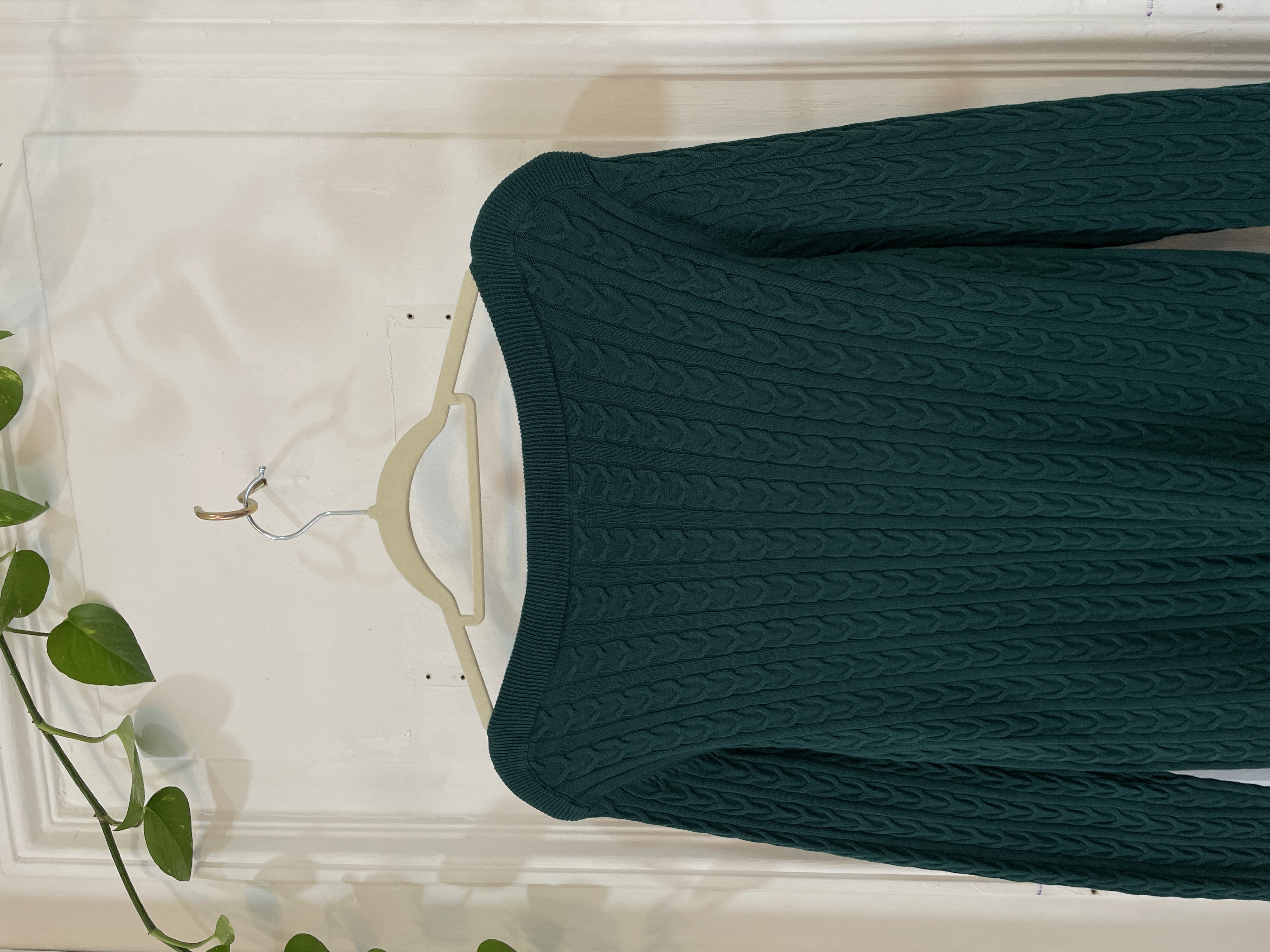 Sweater trenzado verde. Talla: S 2