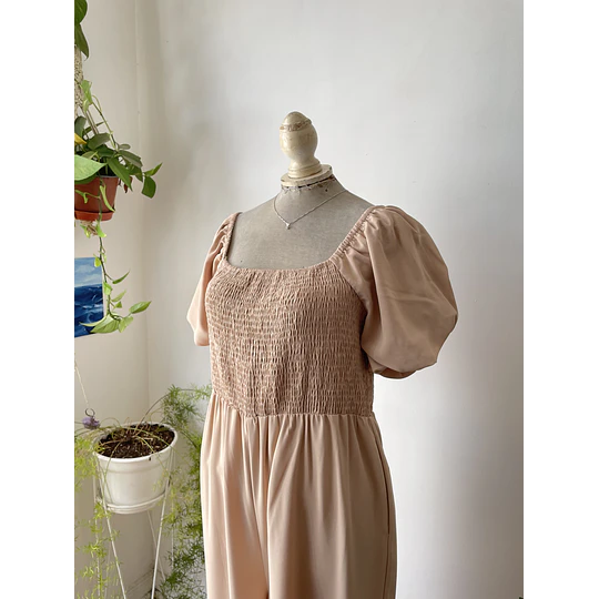 Enterito Beige. Talla: XL chico (L)