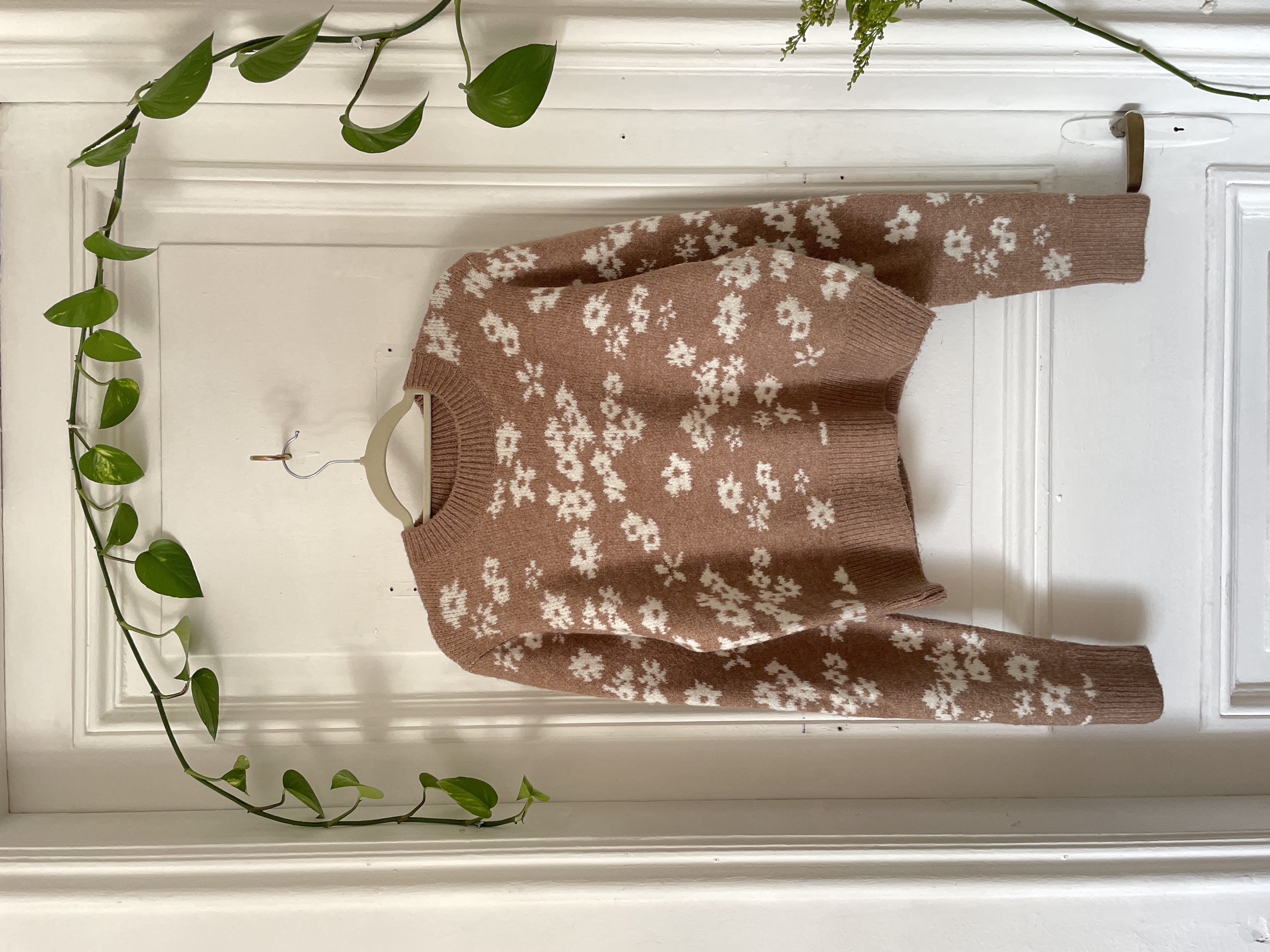 Sweater floral. Talla: M 1