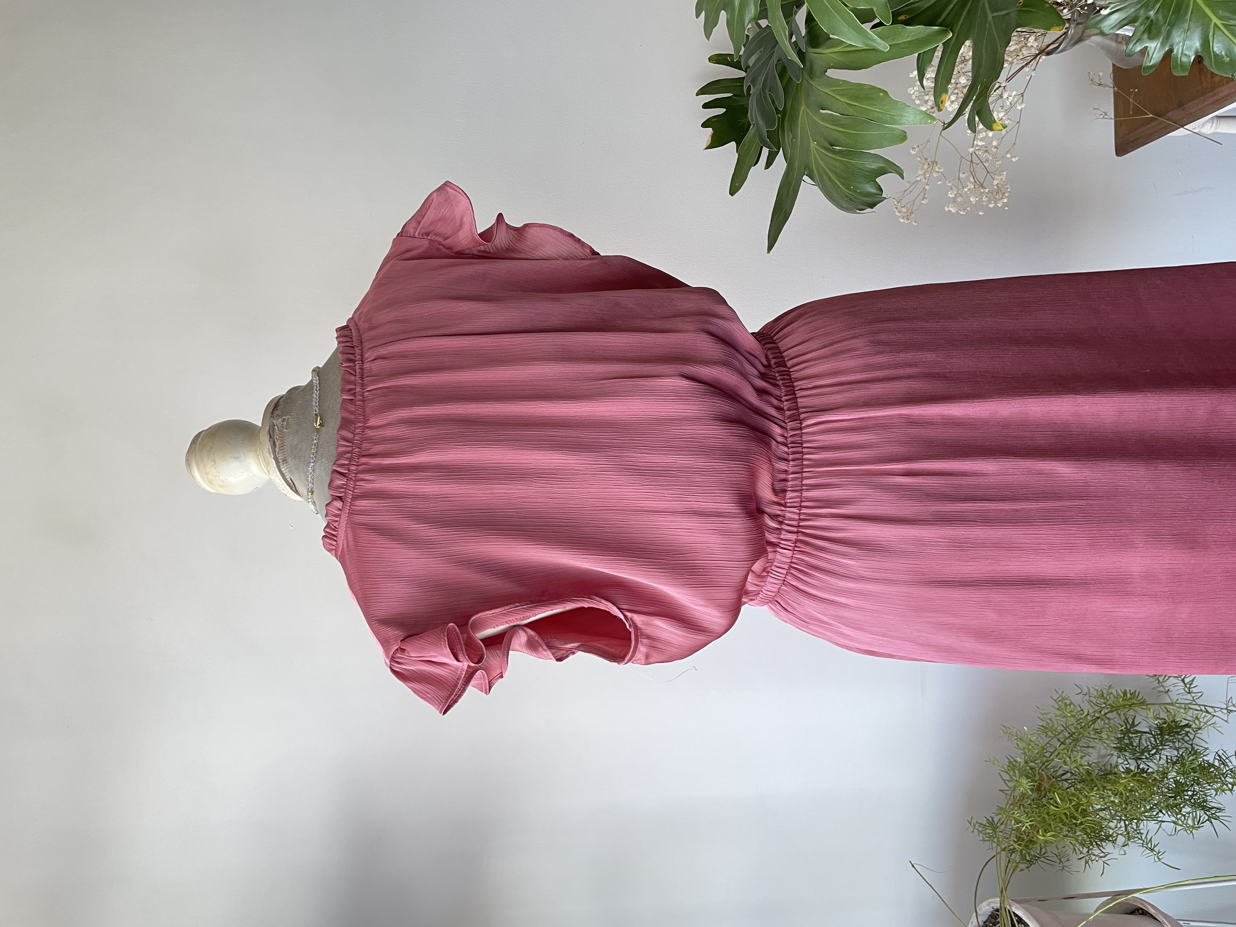 Vestido rosa viejo satín. Talla: L  5