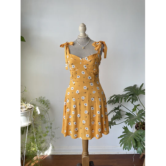 Vestido margaritas. Talla: M