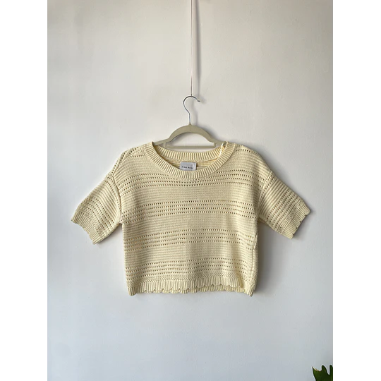 Polera calada. Talla: XS