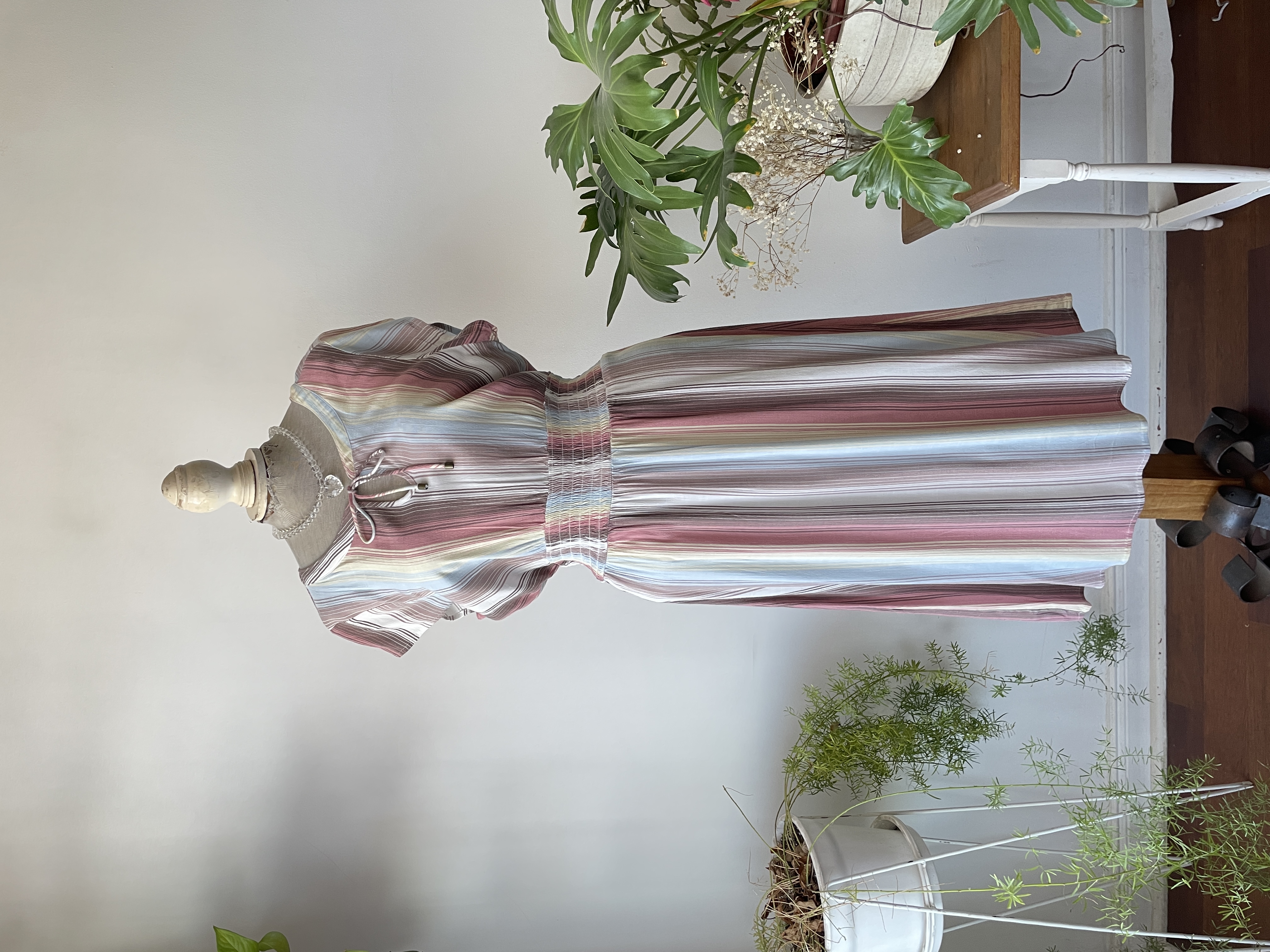 Vestido líneas. Talla: L 1