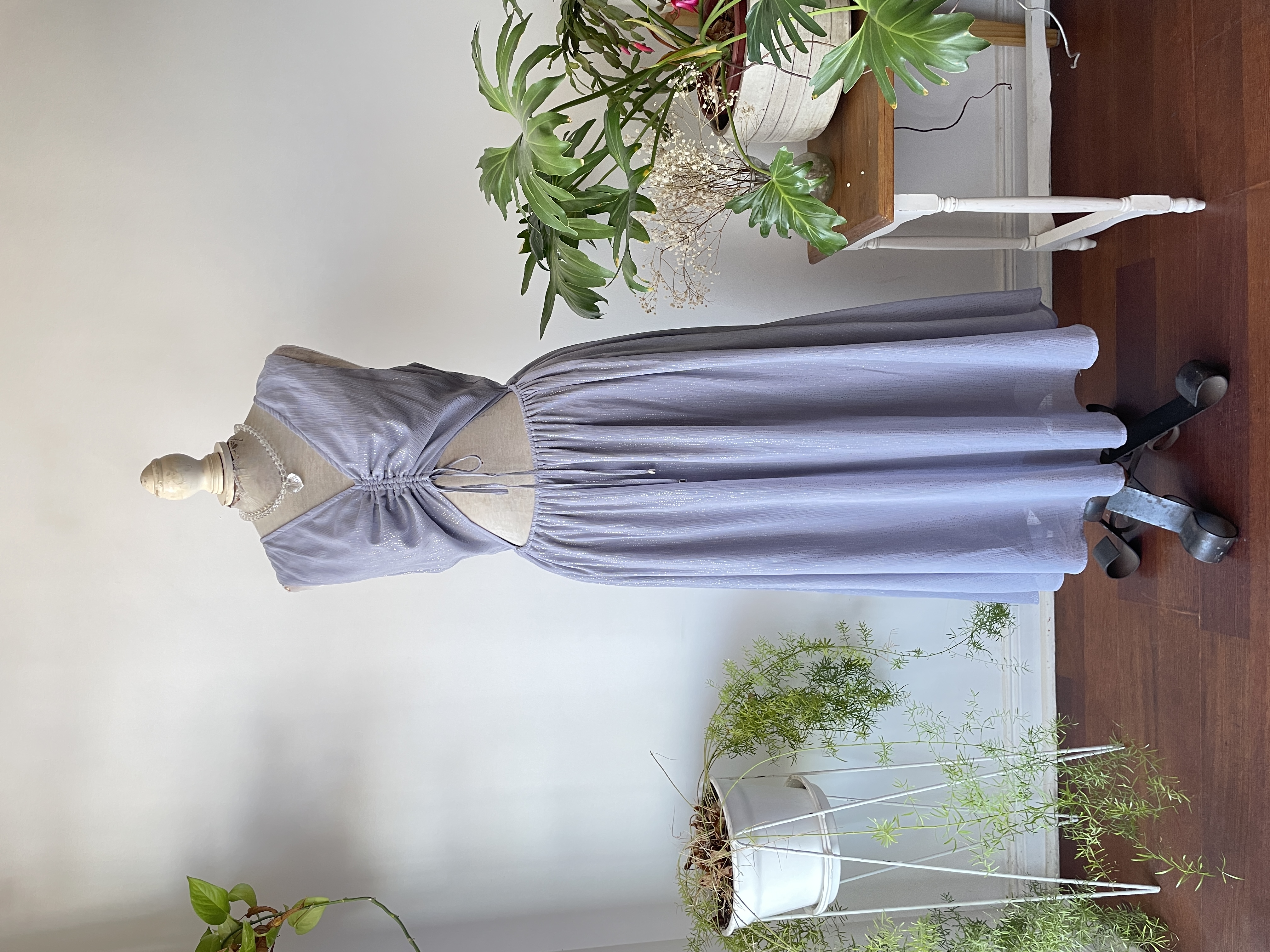 Vestido fiesta violeta. Talla: L  1