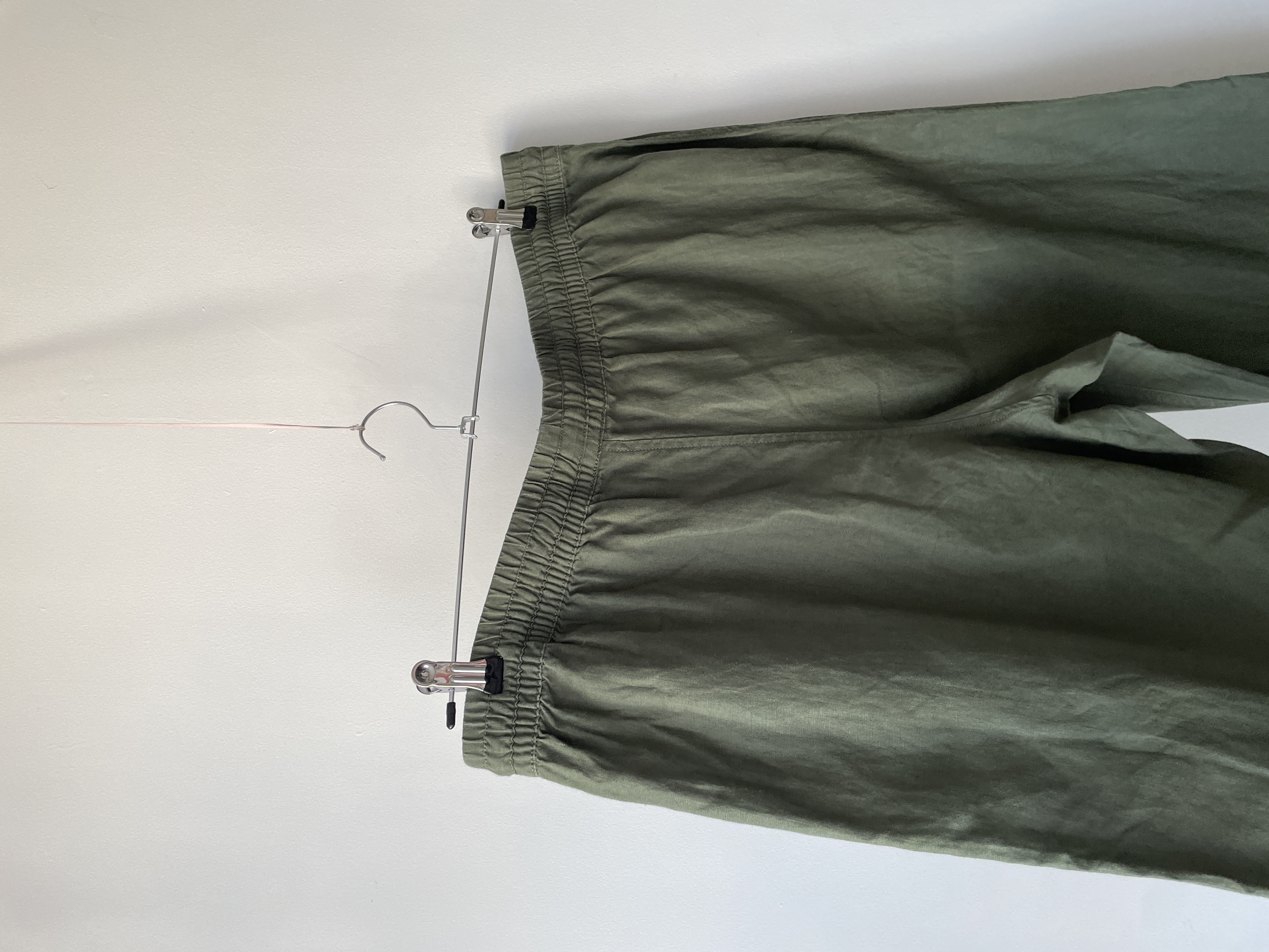 Pantalón verde lino. Talla: 18 (XL) 4