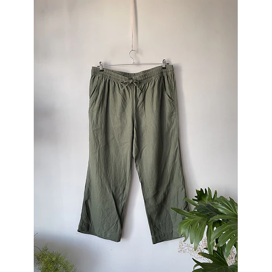 Pantalón verde lino. Talla: 18 (XL)