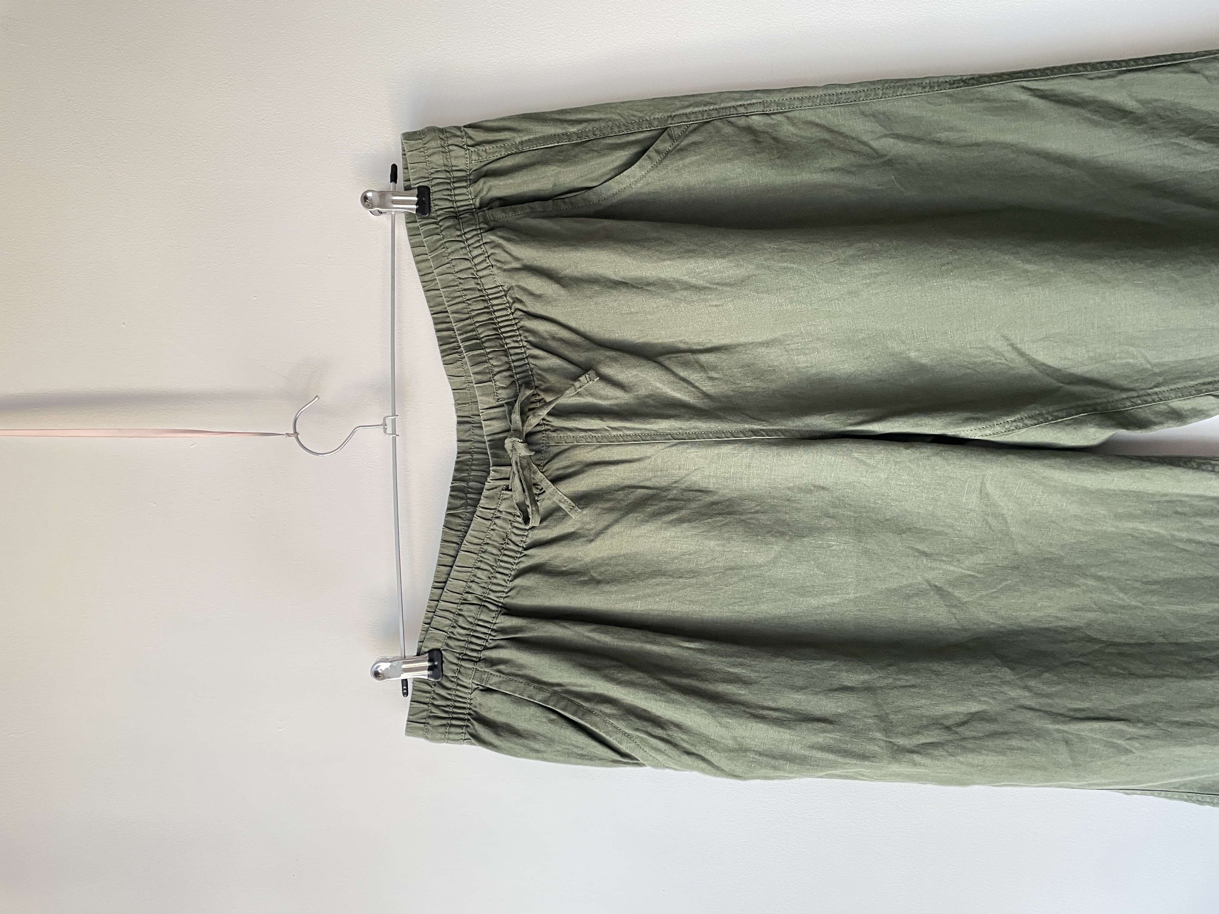 Pantalón verde lino. Talla: 18 (XL) 2