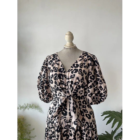 Vestido leopardo. Talla: 6 (S/M)