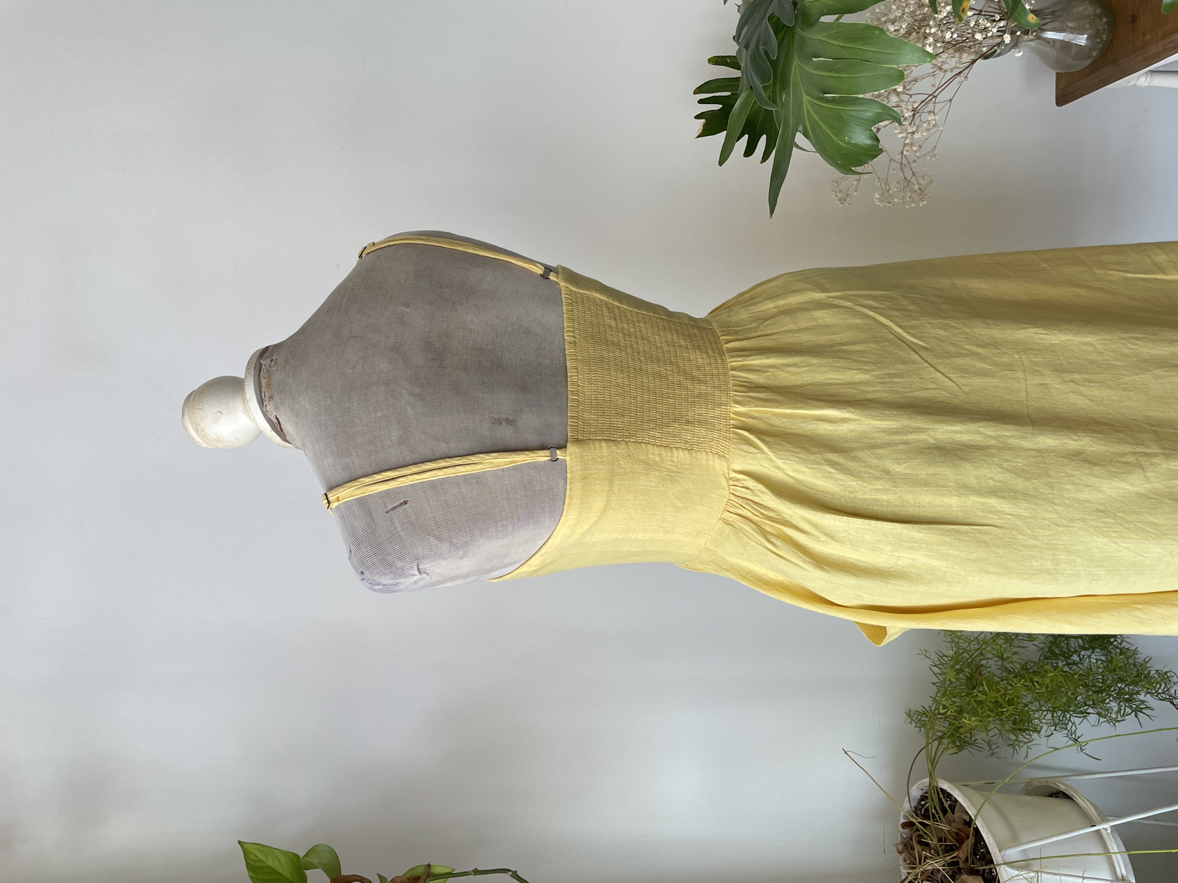 Vestido amarillo lino. Talla: S 3