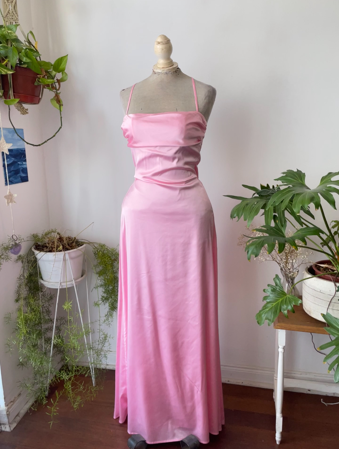 Vestido rosa fiesta. Talla: S 1