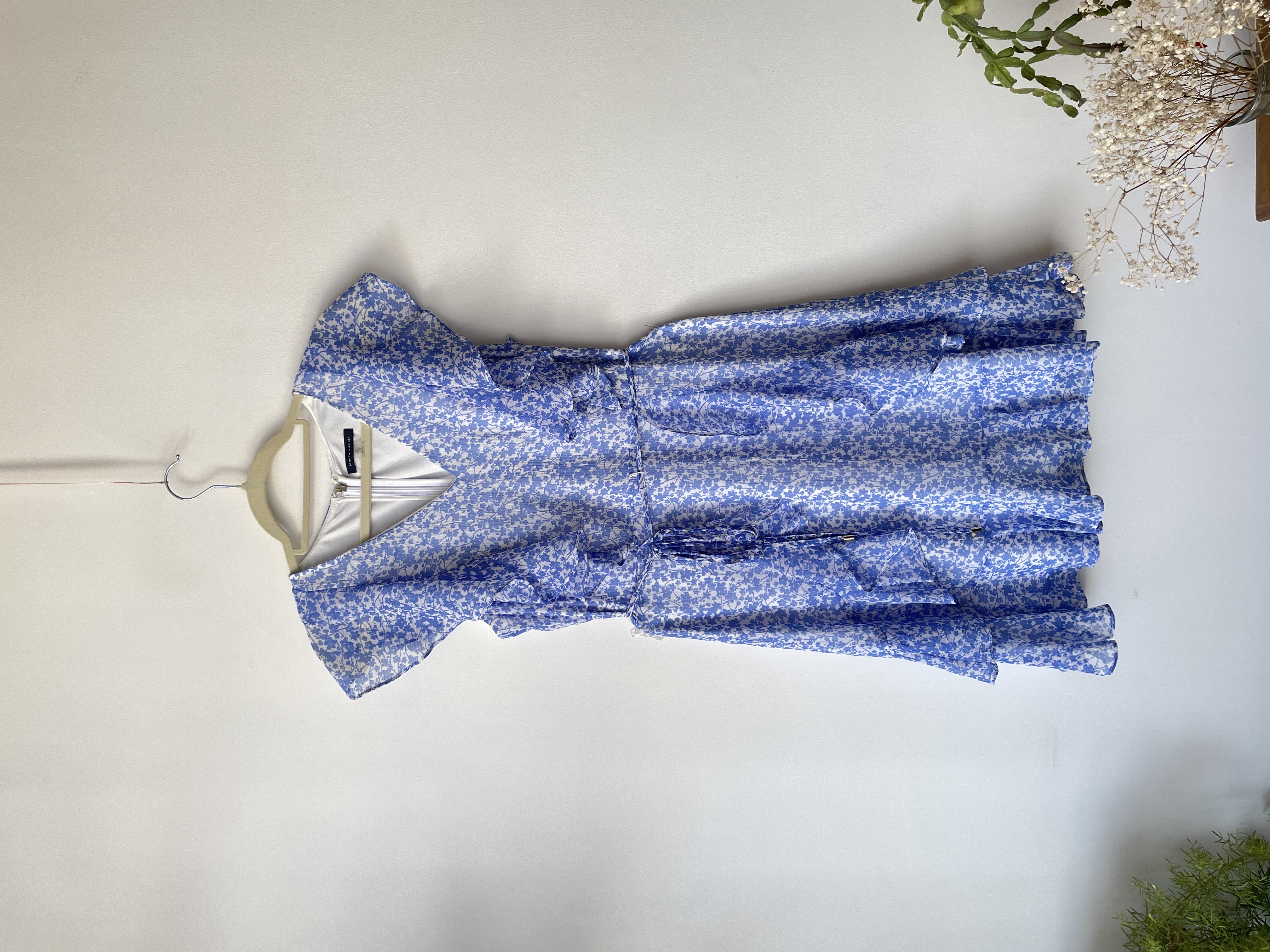 Vestido Tommy vuelos. Talla: 6 (S/M)  1