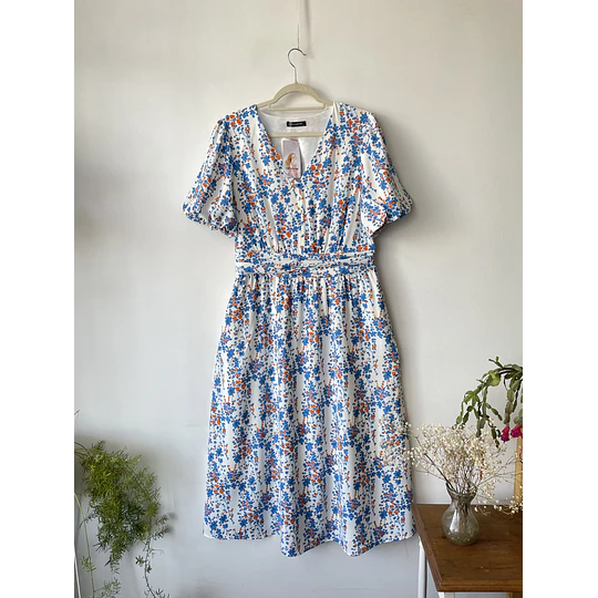 Vestido flores. Talla: L