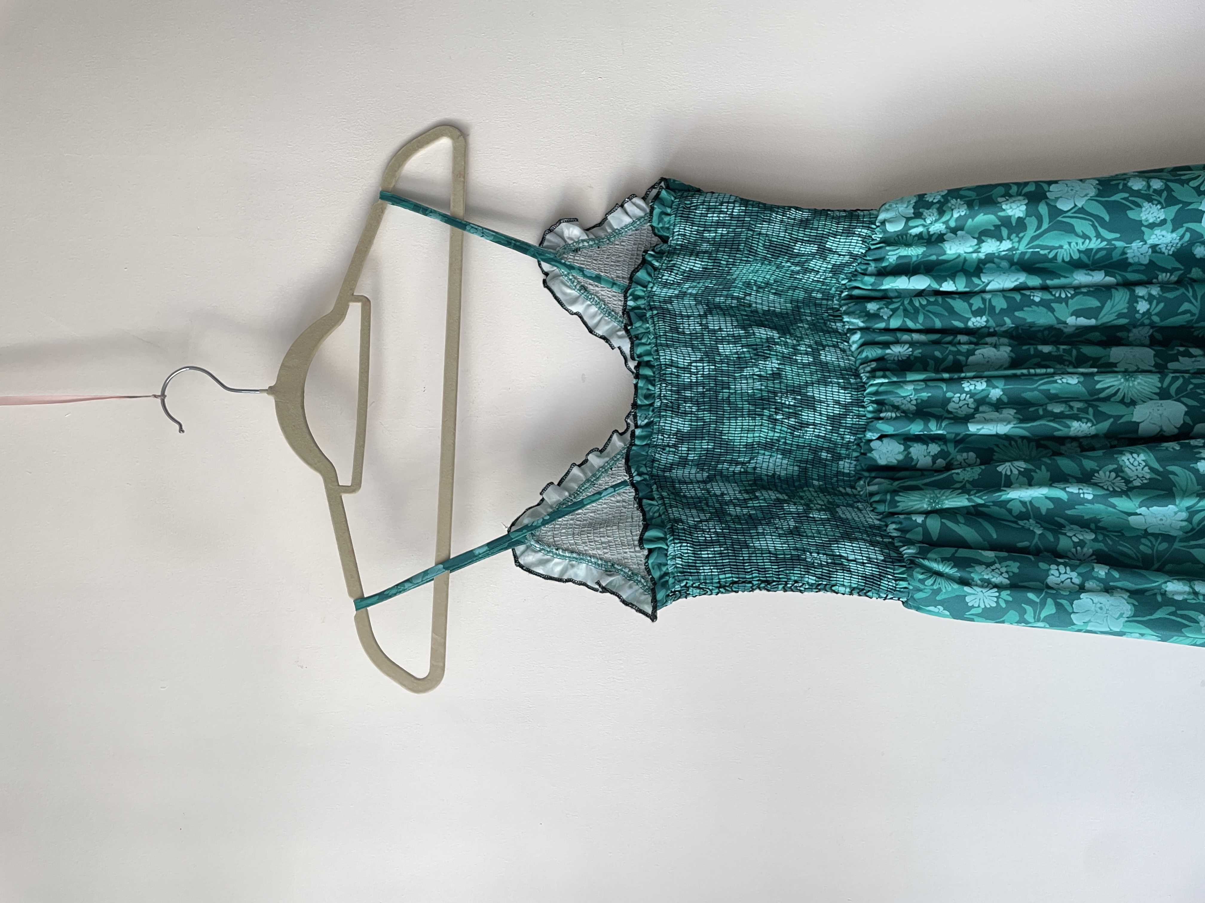 Vestido verde. Talla: M 4