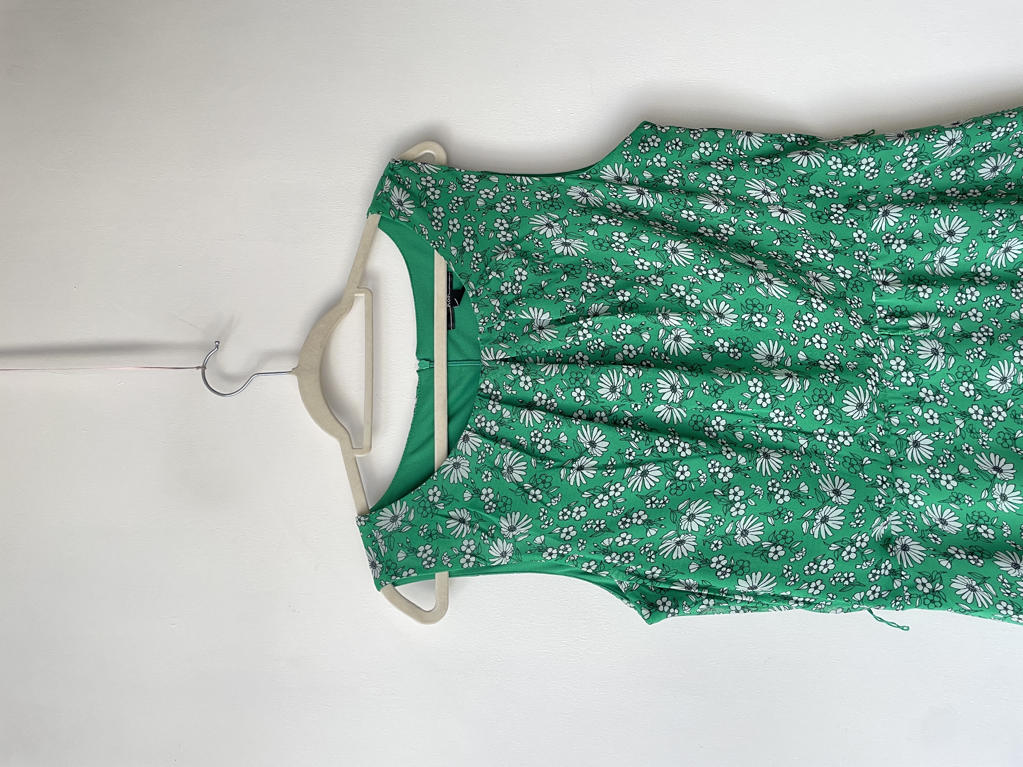 Vestido verde flora. Talla: 16 (L) 2